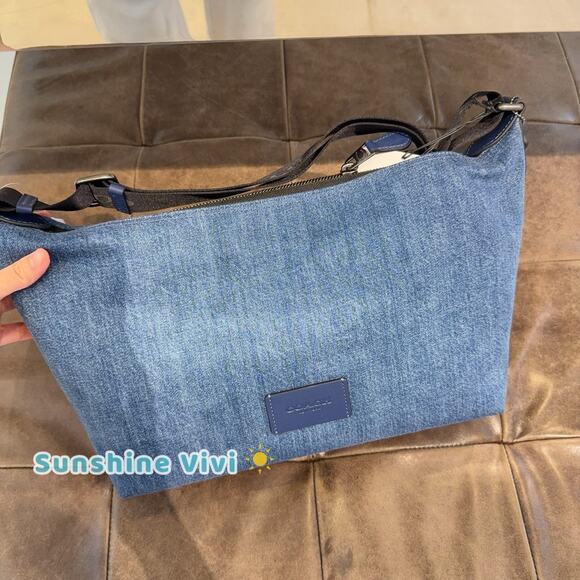 NWT COACH Finn Crossbody Bag CBI75 Qb/Denim/Deep Blue